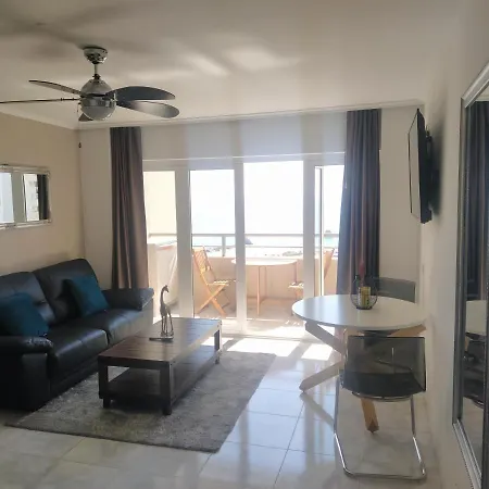 Ocean View Apartment *